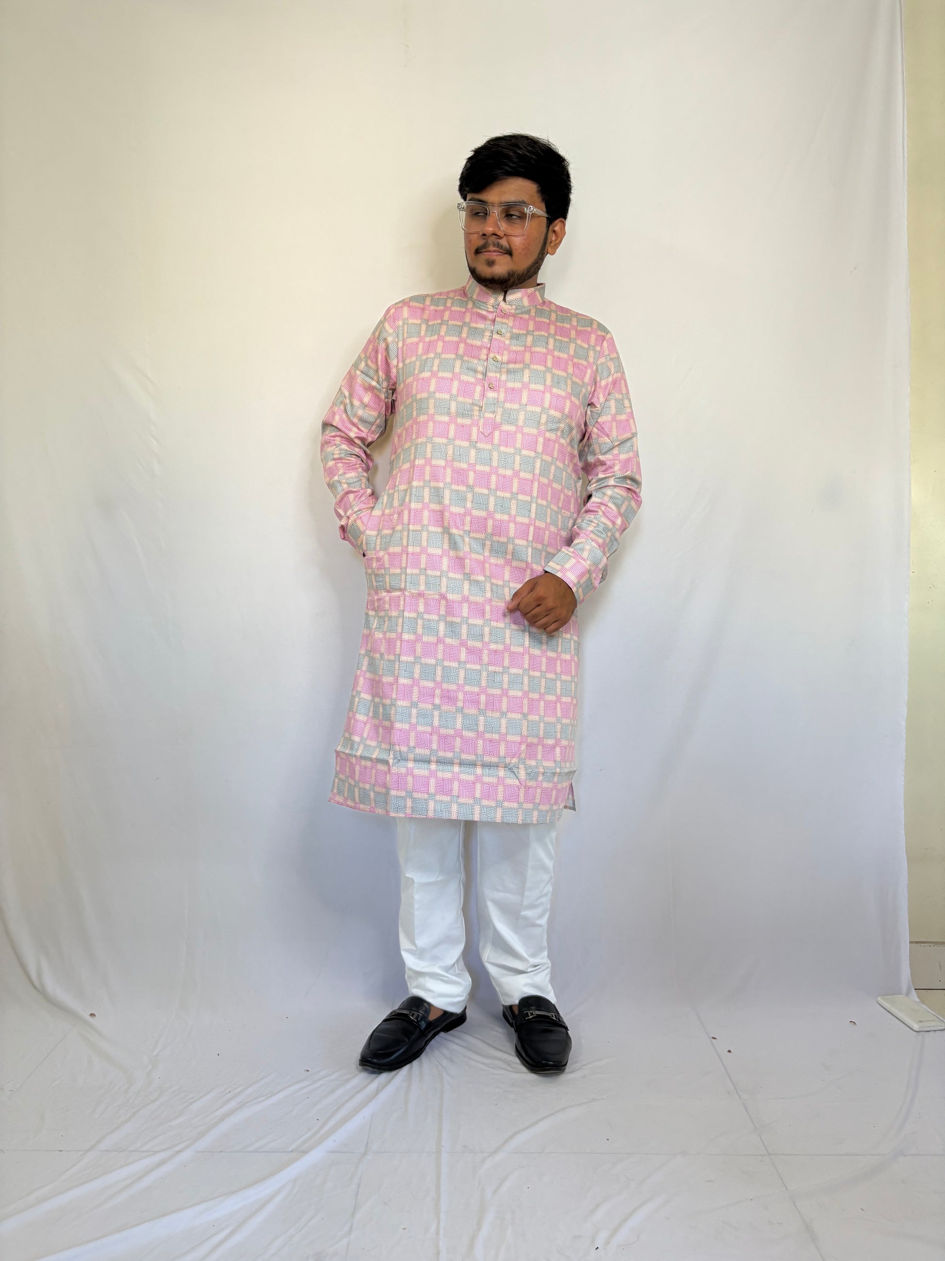 Side_profile_of_pastel_spiral_digital_print_kurta_bold_ethnic_wear_for_college_and_festivals