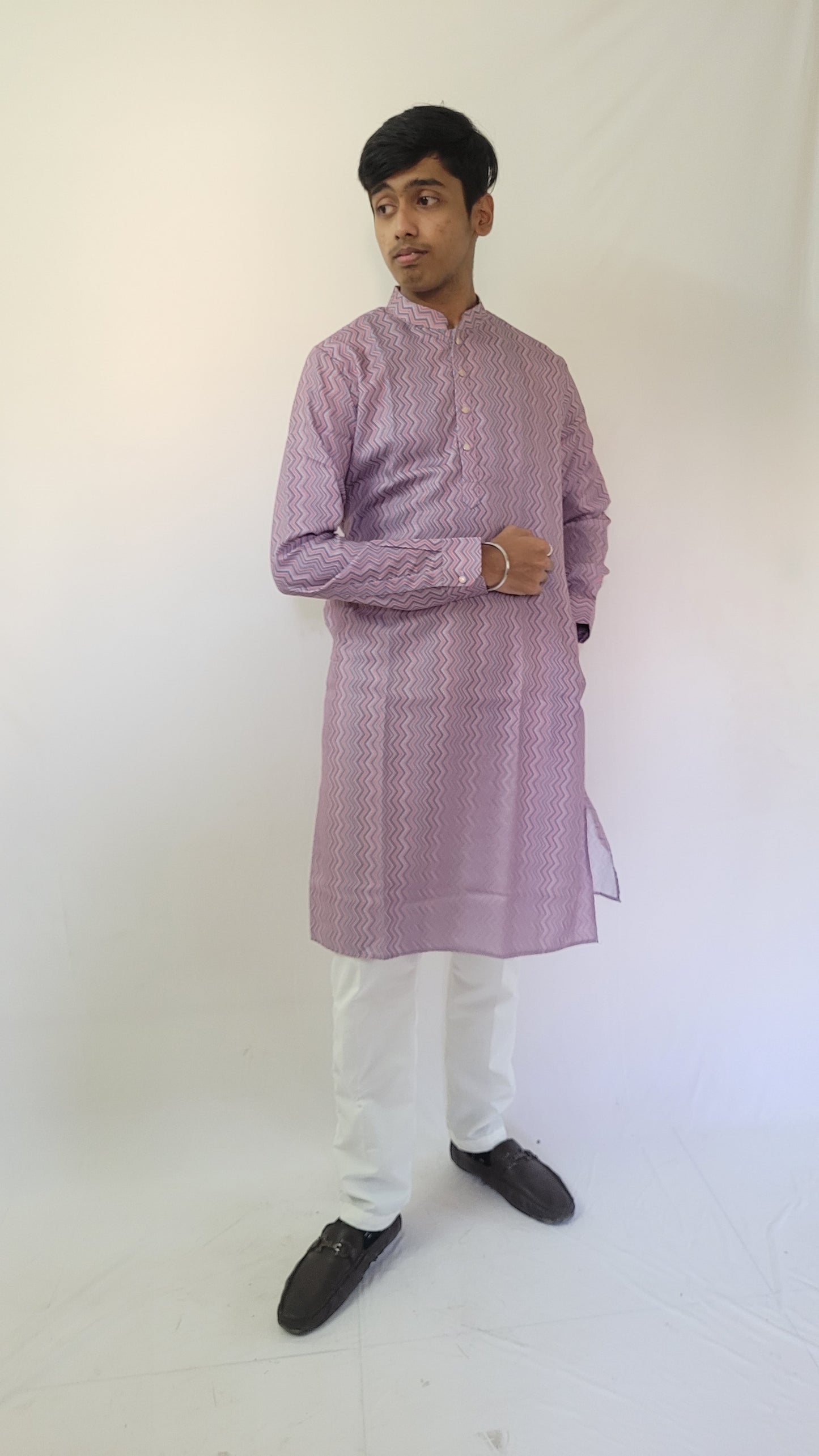 Right profile of purple zigzag cotton kurta – breathable festive wear with modern print